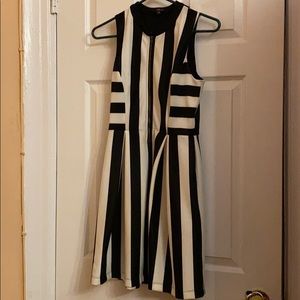 Sleeveless black and white striped dress